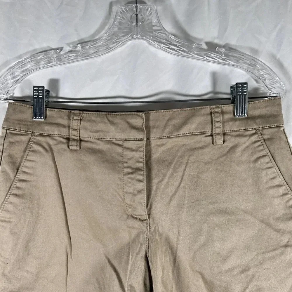 Old Navy Shorts Women's 6 Khaki Stretch Low Waist Cotton Blend Rolled Hem